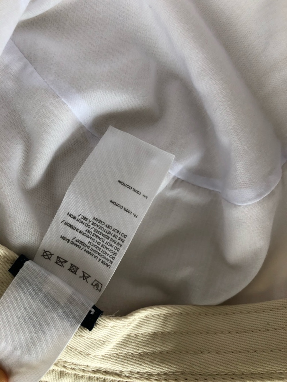 Jacquemus Cream Frayed-Edge Bucket Hat - Picture 9 of 10